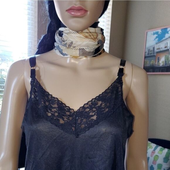 Heavenly shapewear black cami - Picture 3 of 8